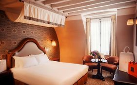 Hôtel Odéon Saint Germain